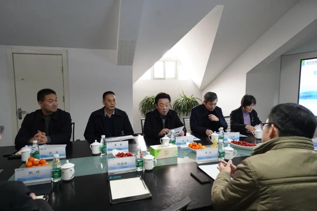 徐州市泉山区委书记李勇一行莅临我院指导事情